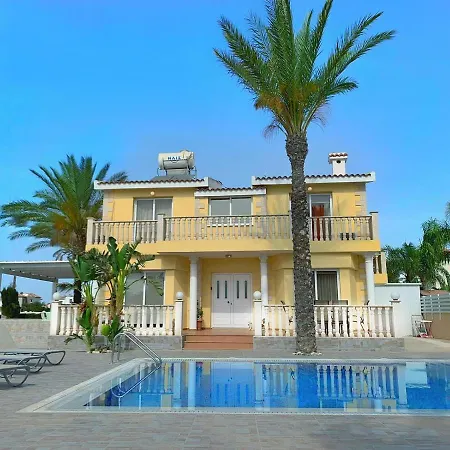 Villa Beach Sea View, Xxl Pool, 4 Bedroom Ayia Napa